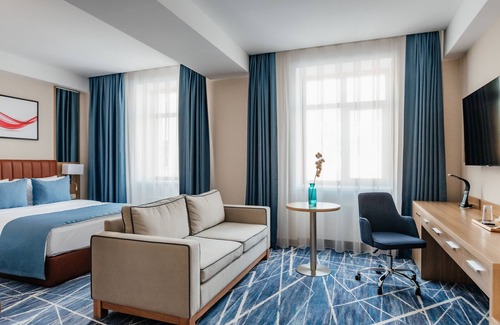 Nur-Sultan Hotel | Ramada by Wyndham Astana