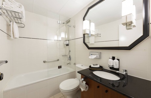 Griffith Hotel | Ramada by Wyndham Diplomat Canberra