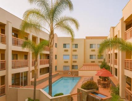 West Athens Hotel | Ramada by Wyndham Hawthorne/LAX
