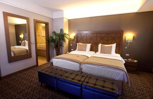 Talimhane Hotel | Ramada By Wyndham İstanbul Taksim