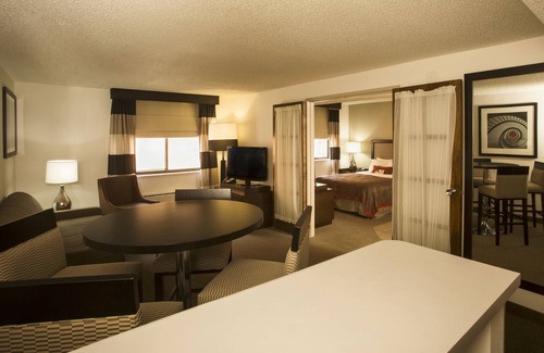 Marquette Hotel | Ramada by Wyndham Marquette