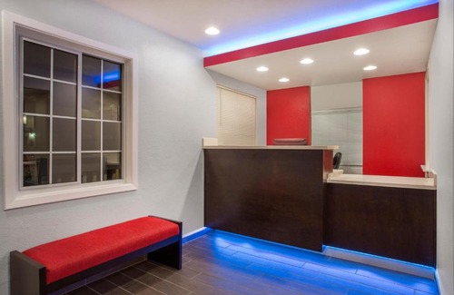 North Fremont Street Hotel | Ramada by Wyndham Monterey