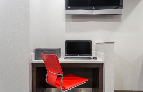North Fremont Street Hotel | Ramada by Wyndham Monterey
