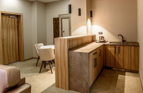 Ramnicu Valcea Hotel | Ramada by Wyndham Ramnicu Valcea