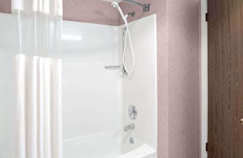 Spokane Valley Hotel | Ramada by Wyndham Spokane Valley