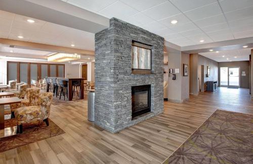 St. Paul Hotel | Ramada by Wyndham St Paul AB