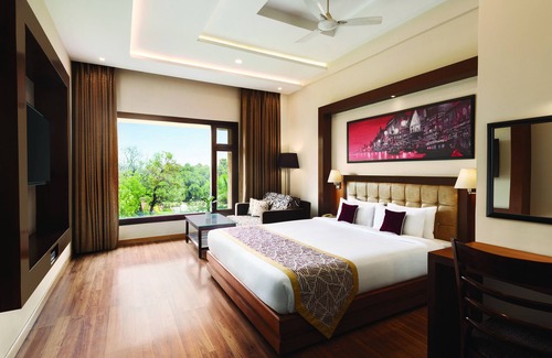 Chandauli Hotel | Ramada by Wyndham Varanasi Katesar