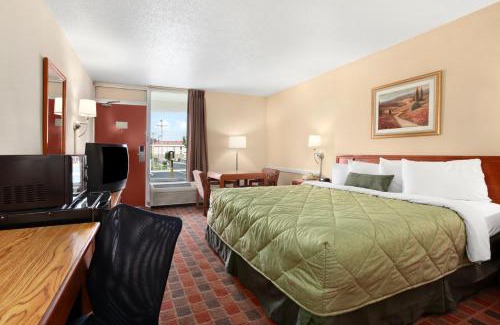 Wytheville Hotel | Ramada by Wyndham Wytheville