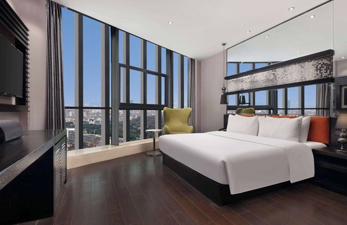 Jingkou District Hotel | Ramada by Wyndham Zhenjiang Dagang New District