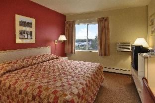 Downtown Anchorage Hotel | Ramada Downtown by Wyndham Anchorage
