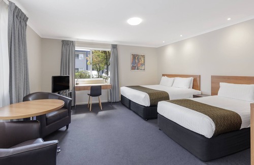Belconnen Hotel | Ramada Encore by Wyndham Belconnen Canberra