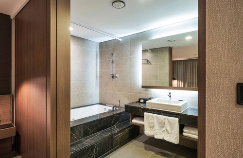Cheonan Hotel | Ramada Encore by Wyndham CheonAn