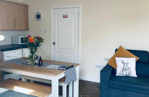 Fort William Apartment | Ramblers Rest Modern Cottage-Perfect Views of Ben Nevis