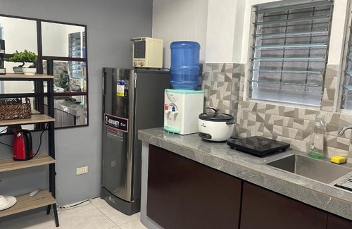 Legazpi Apartment | Ramj Guesthouse #1