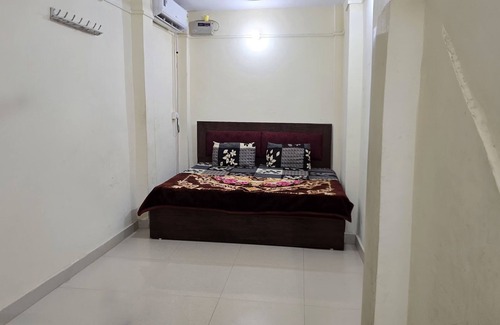 Ayodhya House | Ramlala Paying Guest House