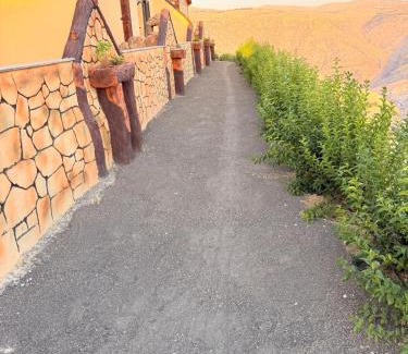 At-Tafilah Hotel | Ramses Tafilah Lodge نزل رمسيس الطفيلة