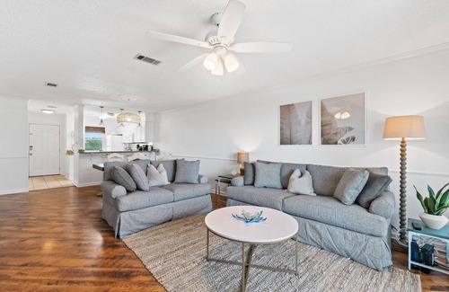 Sunnyside Condo | Ramsgate Harbour F49 - Beachfront, VIP Beach Service Incl - Pool, Free Golf Incl