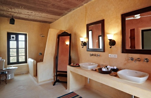 Sapotra Hotel | Ramthara Fort