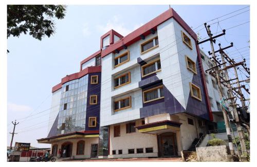 Thirunallar Hotel | RAMYA REGENCY