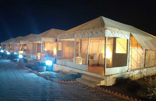 Sam Hotel | Rana Desert Resort