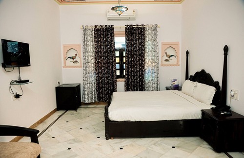 Ranakpur Hotel | Ranakpur Hill Resort