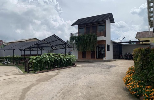 Parongpong Villa | Ranca Bentang Villa & Resto Sunda