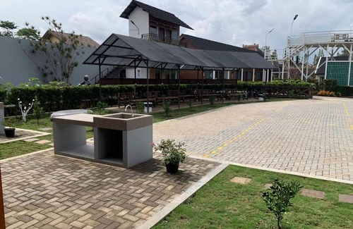 Parongpong Villa | Ranca Bentang Villa & Resto Sunda