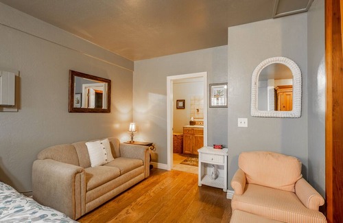 Waddell House | Ranch Home with Guest Suite Located on 2 acres of Orchard
