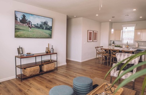 Temecula House | Ranch House Interior - 4 bedroom, 4 bath home on-site of Galway Downs
