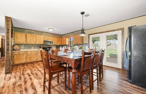 Broken Bow Cabin | Ranch style Getaway in Broken Bow just minutes from Hochatown and Beavers Bend