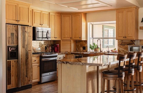 Baldwin Lake House | Rancharillo w/Hot Tub in Big Bear
