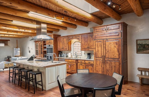 Santa Fe House | Ranchitos - Swimming Pool and Hot Tub