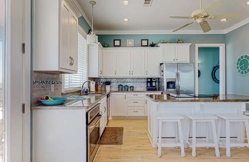 Crystal Beach House | Rancho Azul: 3 BR, 2 BA House in Crystal Beach, Sleeps 10