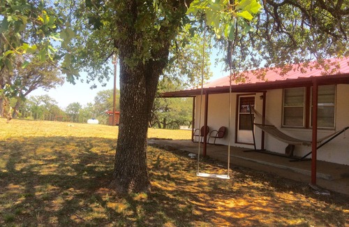 Mineral Wells House | Rancho Buenas Noches-Heaven on the Brazos River, just 90 minutes from Dallas