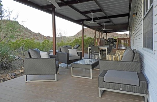Terlingua House | Rancho Mula Oso PLUS Bunkhouse: Unparalleled Outdoor Space