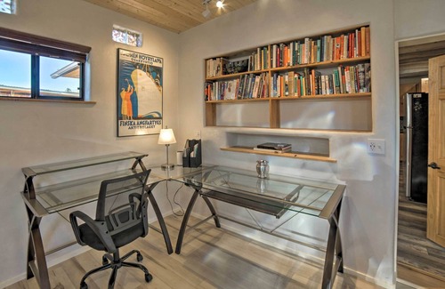 Taos Apartment | Ranchos de Taos Casita by Downtown & Trails!