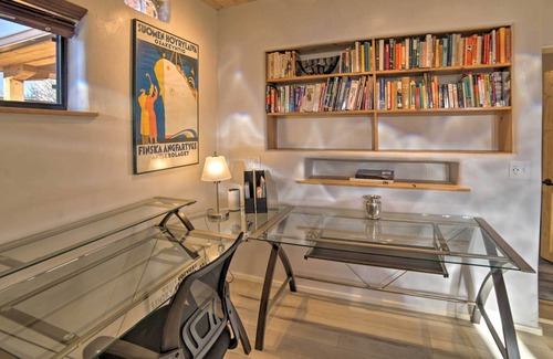 Taos Apartment | Ranchos de Taos Casita by Downtown & Trails!