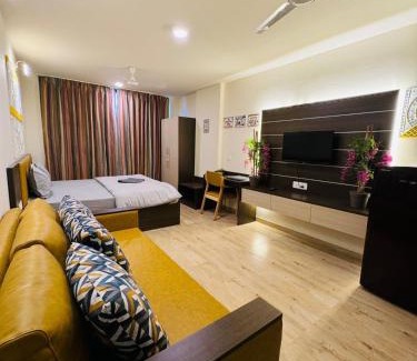 Gopalbari Apartment | Rang Mahal - a boutique stay w kitchenette