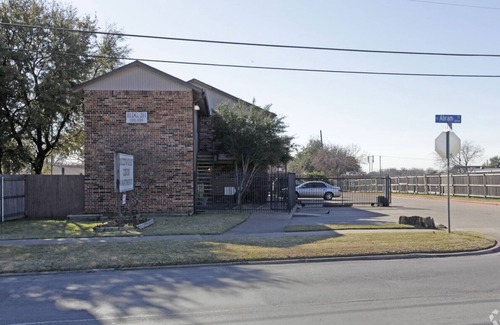 South Arlington Apartment | Rangers View Oasis: 3 miles to stadiumsn