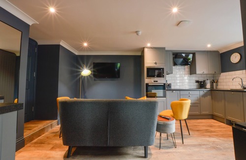 Oban Hotel | Raniven