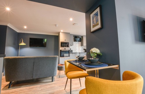 Oban Hotel | Raniven