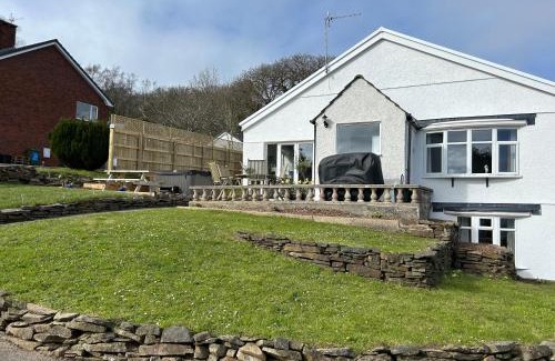 Pembrey House | Raphael House
