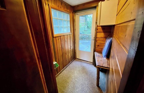 Rapid City House | Rapid River Classic Cottage Retreat