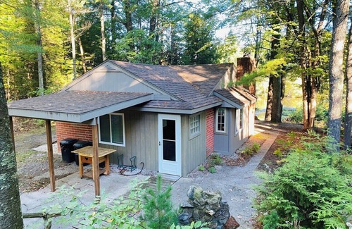 Rapid City House | Rapid River Classic Cottage Retreat