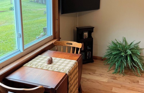 Rapid City House | Rapid River Retreat! Home sleeps 6, garage, fire pit