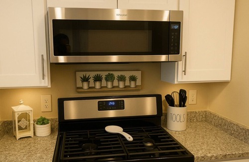 Northeast Heights Apartment | Rare Bart Prince 2BR Townhouse in Santa Fe Charm - MONTHLY STAYS AVAILABLE!