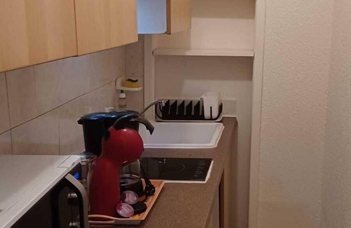 Hotel de Ville - Quinconces Apartment | RARE HEART OF BORDEAUX. Stone studio and patio, Tourny-Quinconces