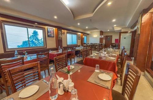Pelling Hotel | Rare Himalayas De Regency Pelling