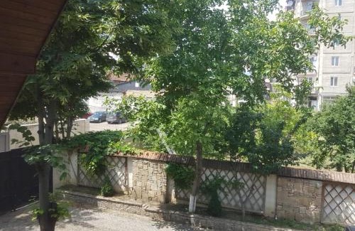 Tbilisi Villa | RARE house with garden