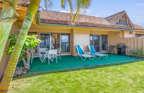 Historic Lahaina Front Street Condo | Rare Oceanfront One Bedroom Puamana Unit 46-3
